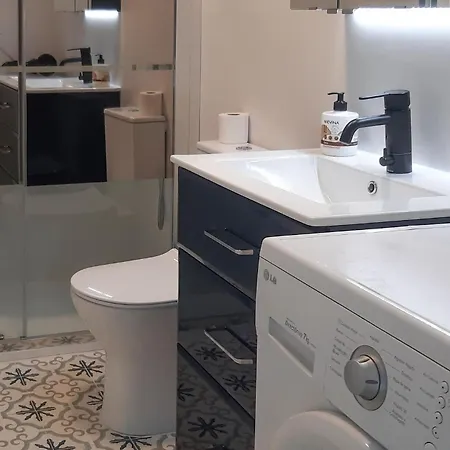Awesome In With Kitchen Apartment
